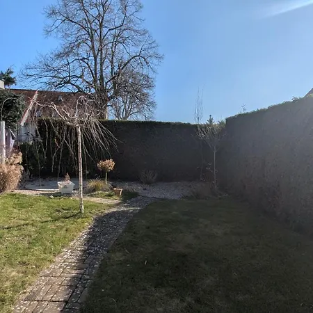 아파트 Gartenglueck